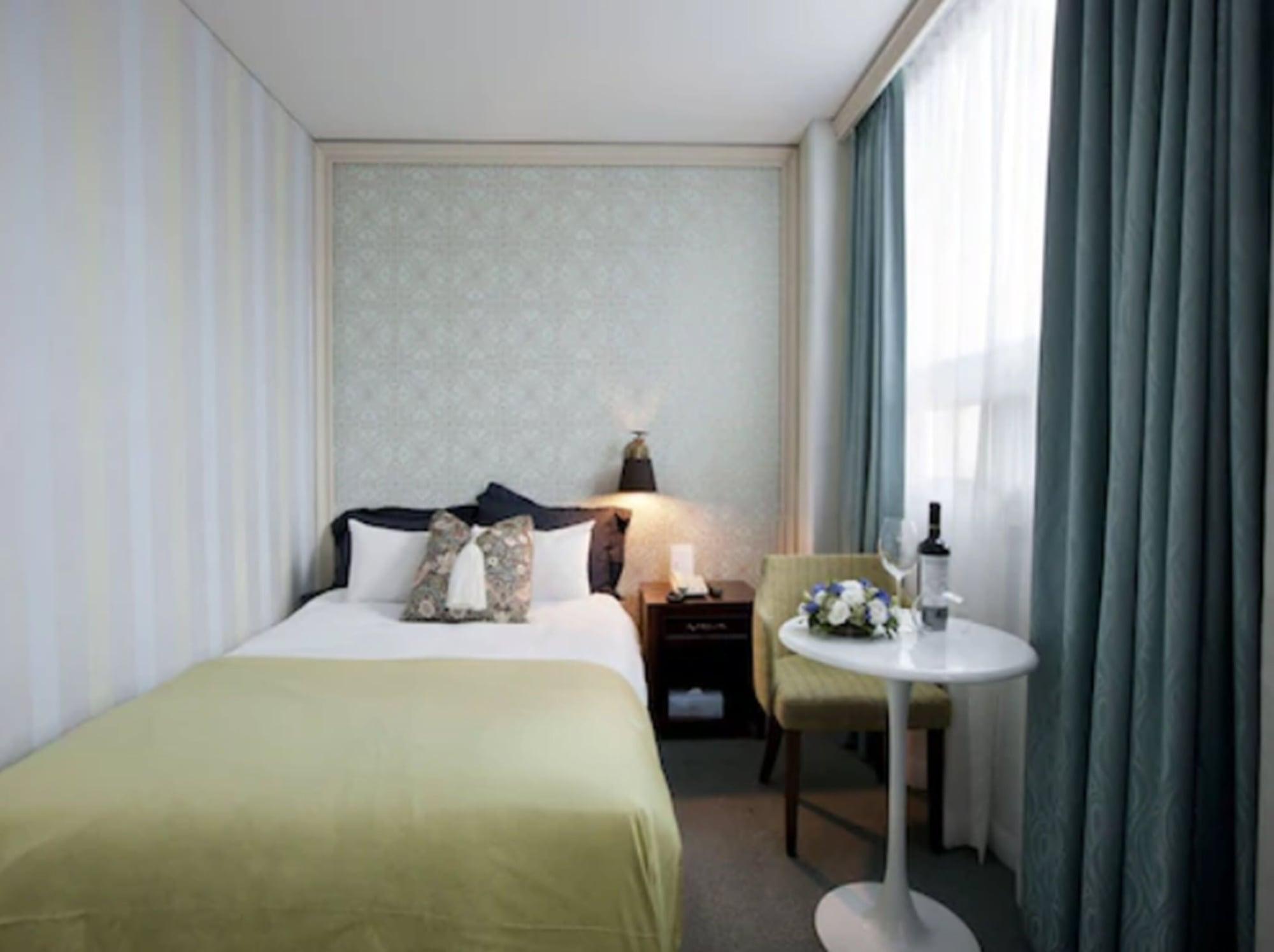 Central Tourist Hotel Сеул Экстерьер фото