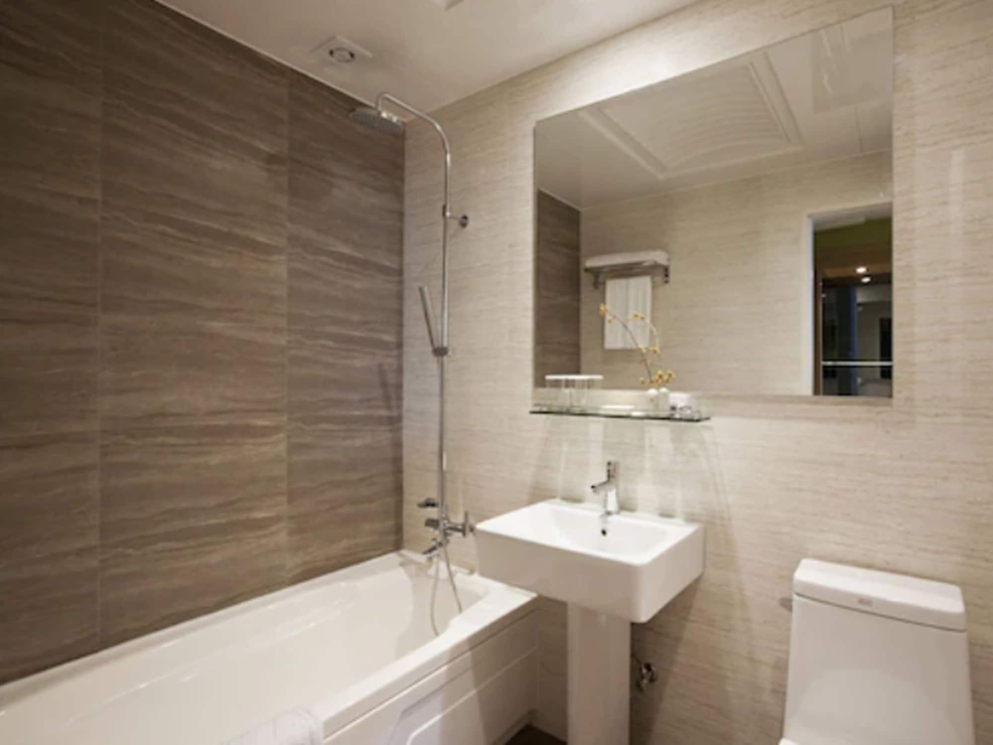 Central Tourist Hotel Сеул Экстерьер фото