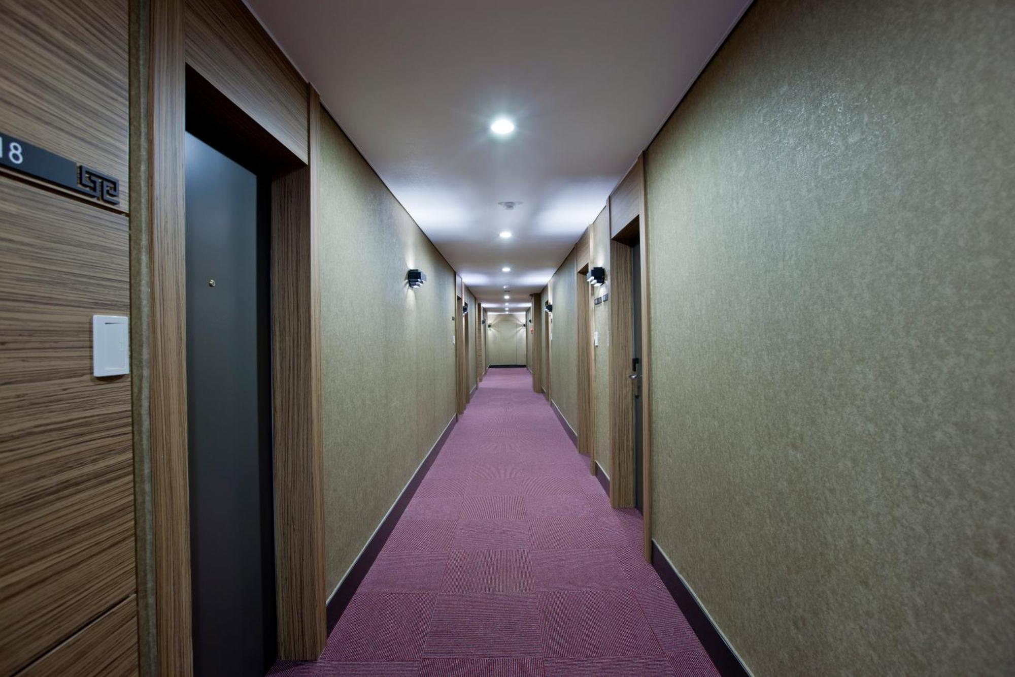 Central Tourist Hotel Сеул Экстерьер фото