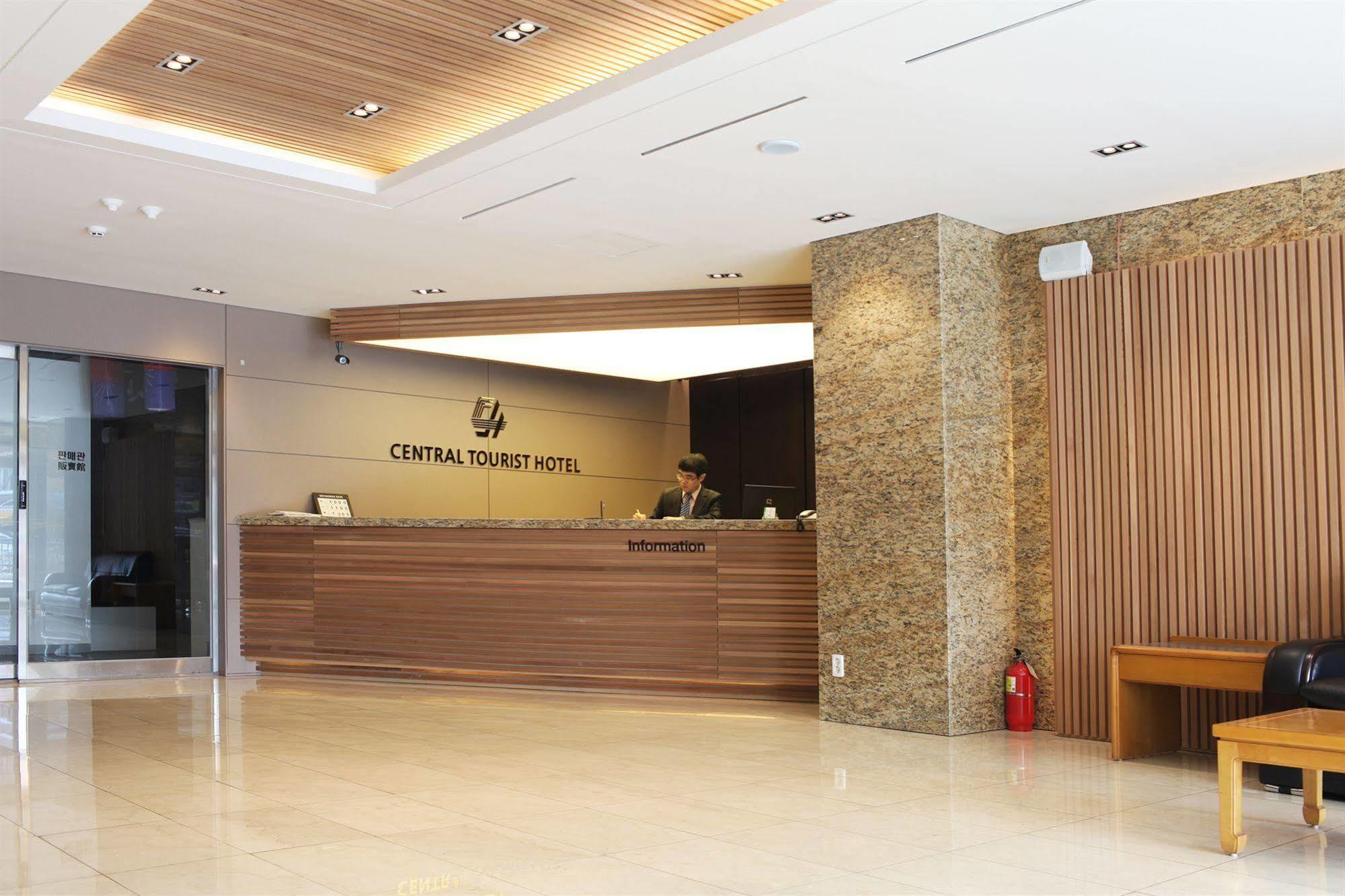 Central Tourist Hotel Сеул Экстерьер фото